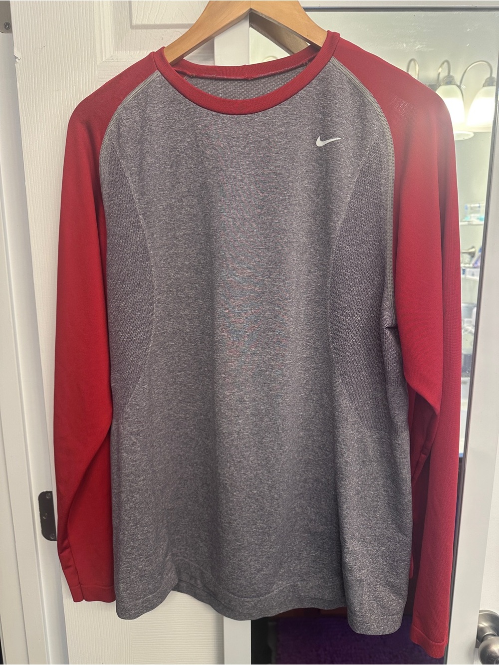 Nike Men’s Gray Body Long-Sleeve Shirt with Red Raglan Sleeves